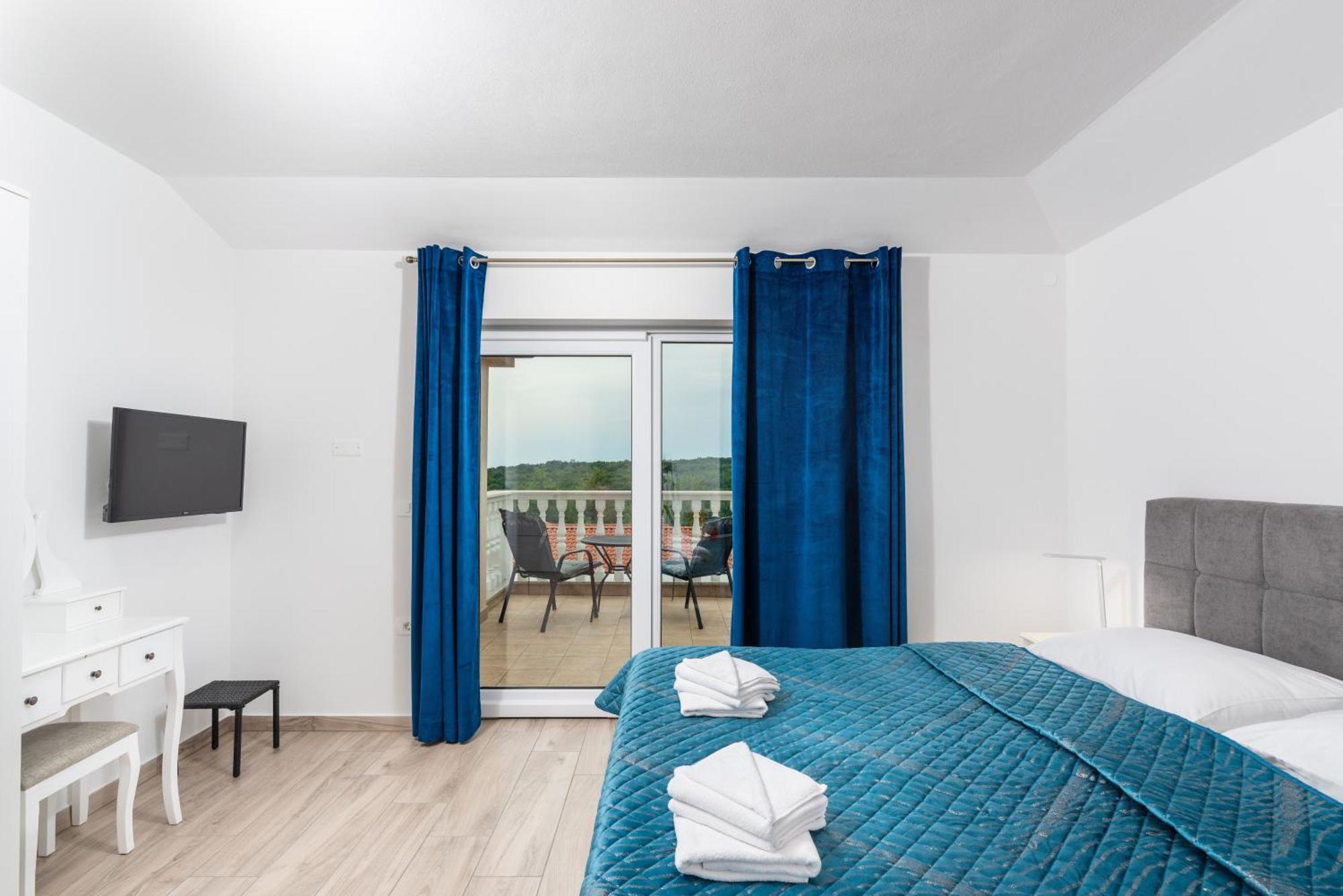 Villa Buroli With Pool, Sauna And Jacuzzi Екстериор снимка